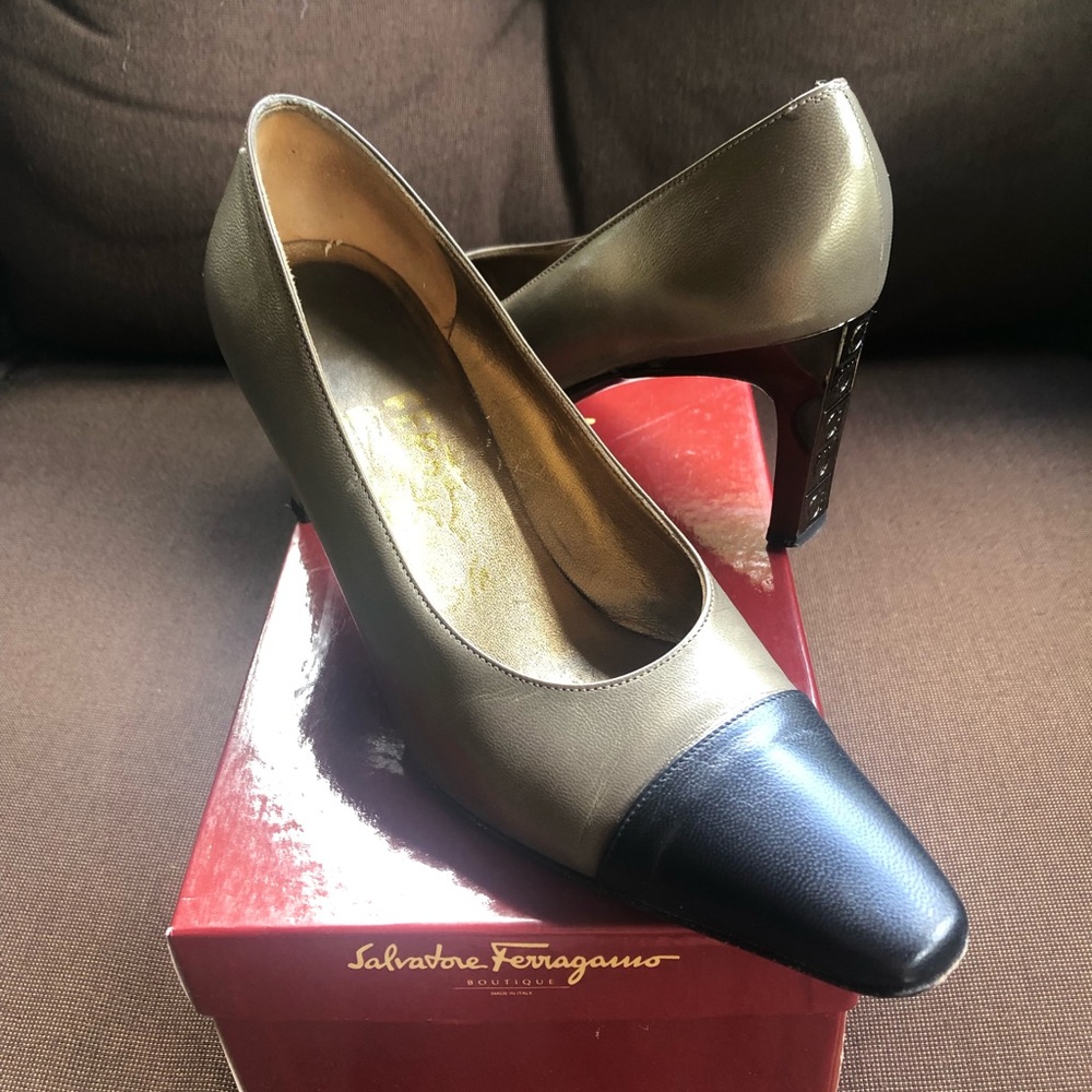 Salvatore Ferragamo pumps